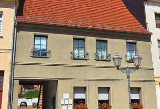 Haus 1 (Straßenansicht)