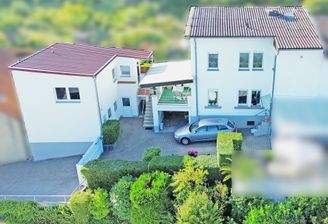 Außenansicht beider Gebäude