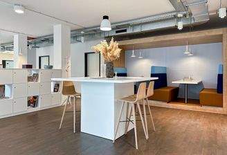 HQ Teltow_Germany_centre 5524_Business Lounge 2.jp