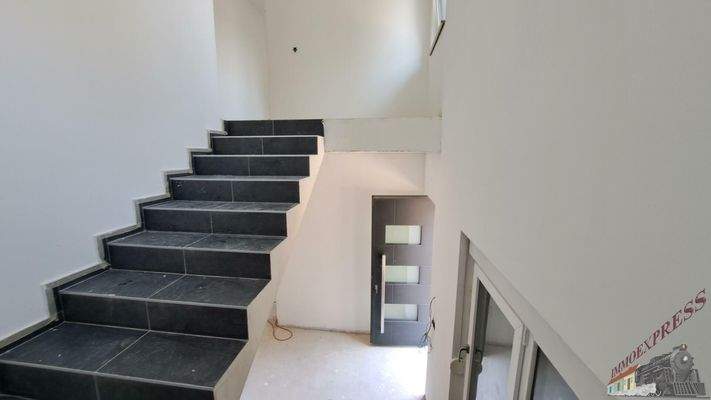 20240712_122119_resized