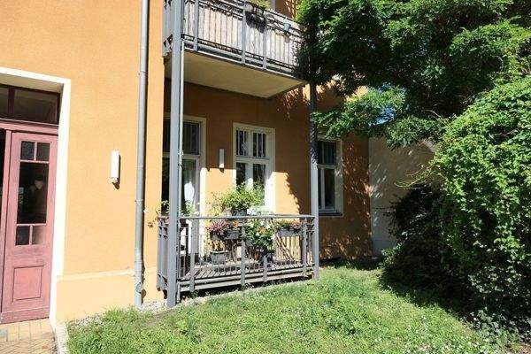 03 ETW HP rechts mit Balkon.JPG