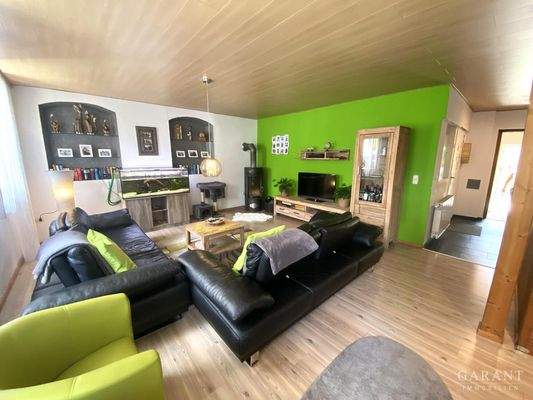 Blick ins Wohnzimmer EG