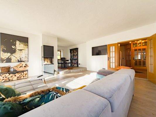 Wohnzimmer mit Sitzecke