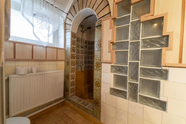 Bad / Dusche Untergeschoss