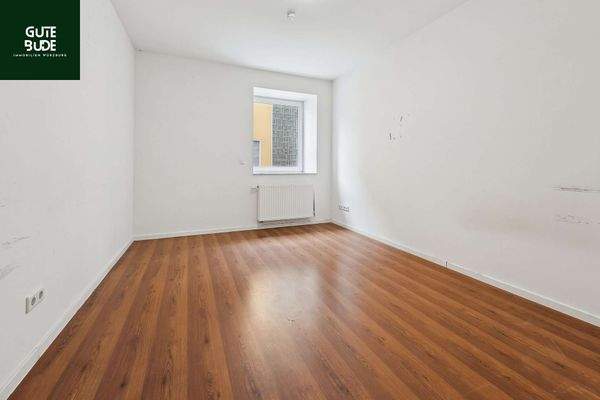 Kinder-/Arbeitszimmer