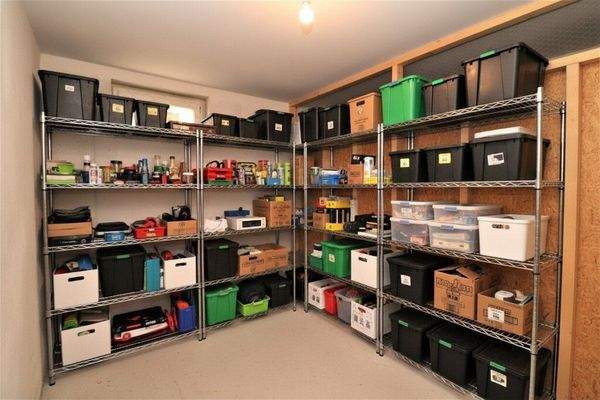 Kellerabteil: KI generierte