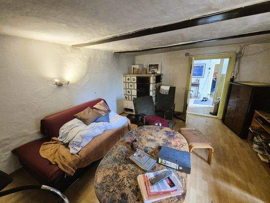 Wohnbereich mit urigem Kamin