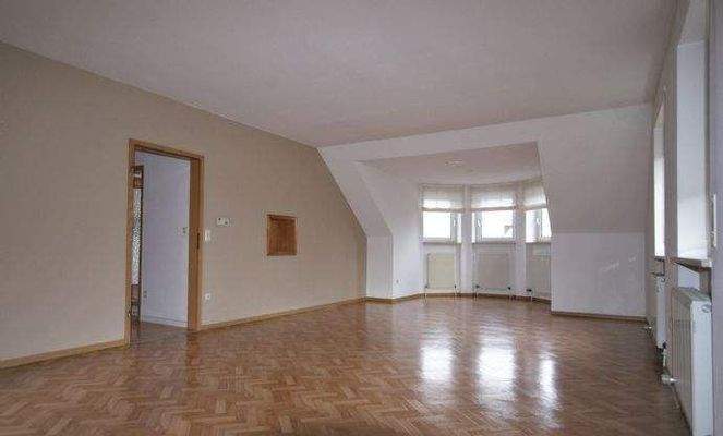 Wohnzimmer mit Blick auf den Erker