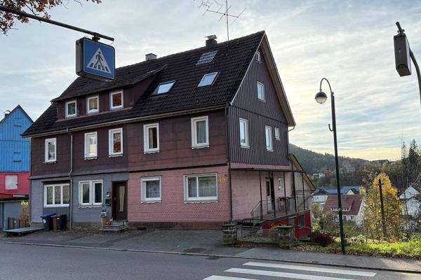 Doppelhaushälfte mit Potenzial