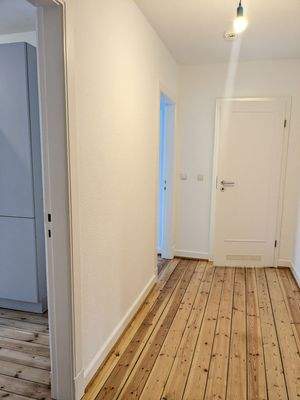 Flur 1.jpg