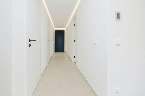 Flur - Blick Eingang