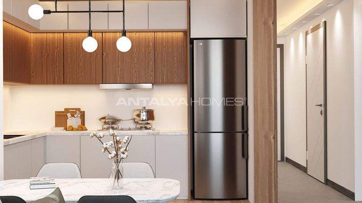 Newly-Built Properties in a Beachside Complex with Pool in Mersin