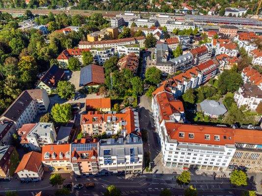 Blick zum Pasinger Bahnhof