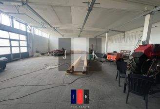 Halle Innenansicht 1