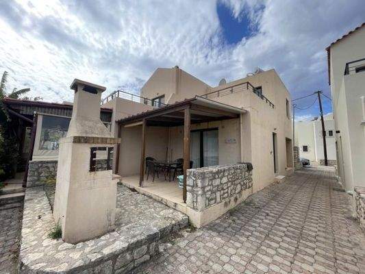 Kreta, Asprouliani: Stilvolles 3-Zimmer-Haus in einer Wohnanlage zu verkaufen