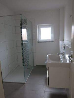 Duschbad mit Fenster