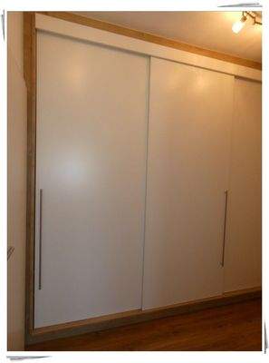 Großer Einbauschrank