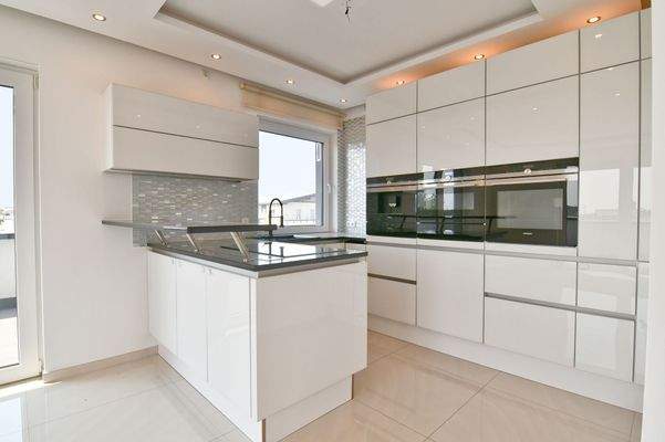 Offene, moderne Küche