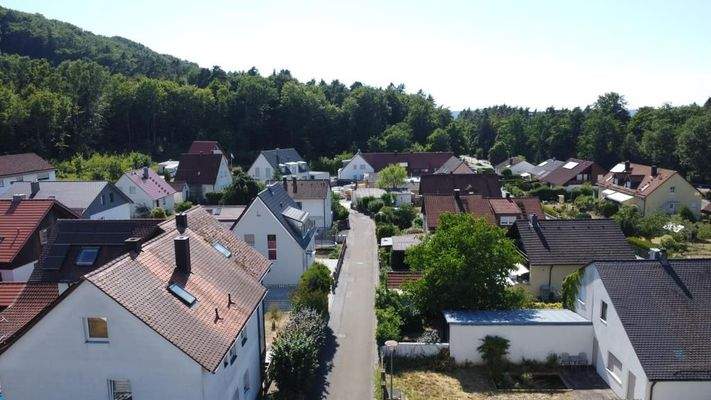 Stadtteil Höhenberg im Tal