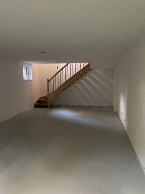 Treppe zum Hobbyraum vom Flur OG