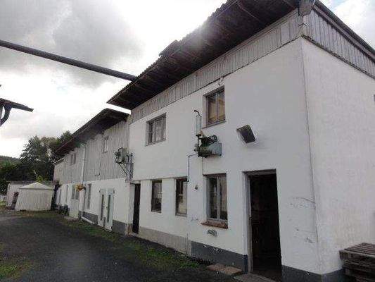 Geb.5 Außenansicht.JPG