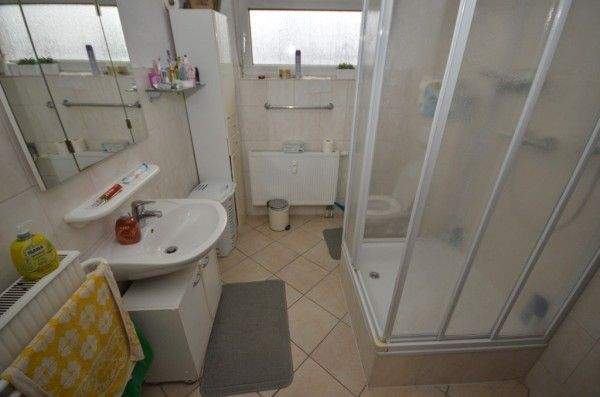 Badezimmer im Obergeschoss