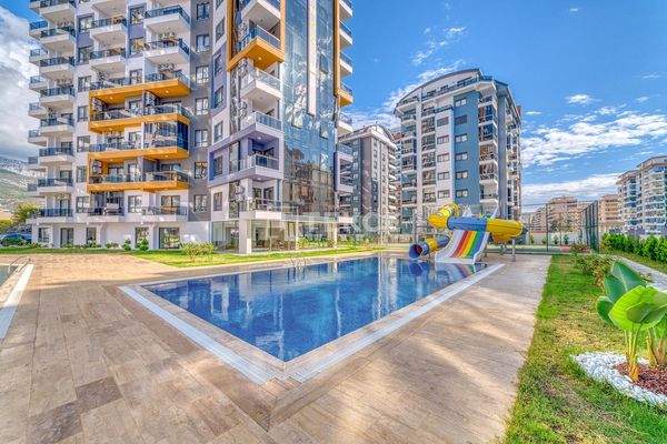 Furnished Apartment in Alanya Mahmutlar Center