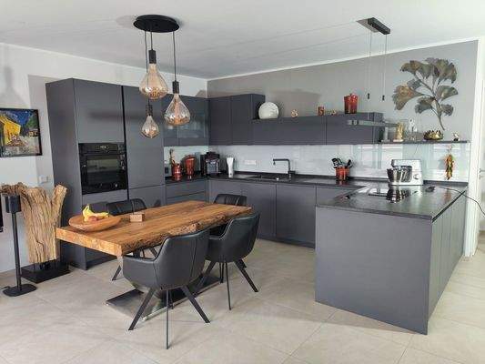 Wohnküche mit Essecke