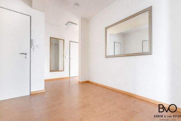 Platz für Wohnaccoires im Eingangsbereich