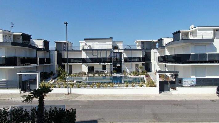 Exklusive Luxus-Apartments in Peschiera del Garda mit Blick auf den Gardasee und Sirmione