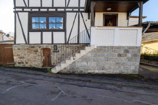 Fachwerkhaus Straßenansicht