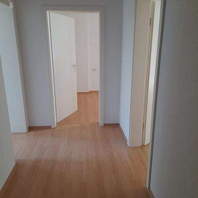 Flur Einheit 1.OG.jpg