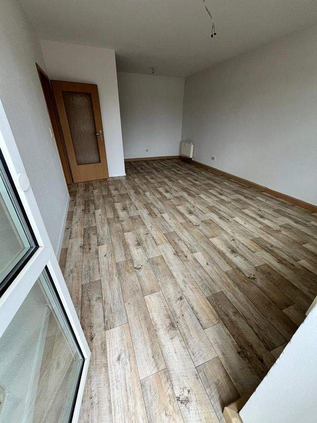 Schöne geräumige 2 Raum Wohnung mit Balkon Lichtenstein zu vermieten - Photo 3