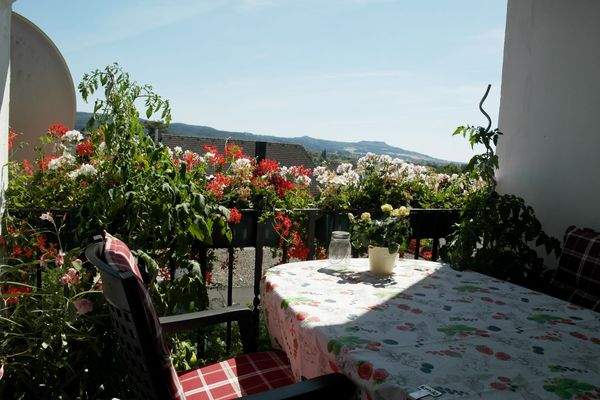 Hindenburgstr. 8 LIF,2.OG.Balkon..JPG