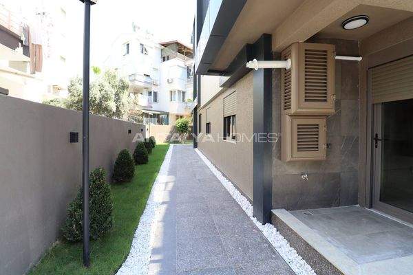 Apartments with Smart Home System Near the Sea in Antalya Lara