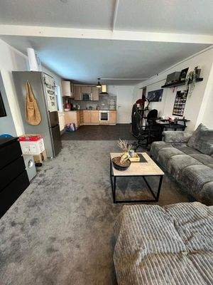 Nebengebäude Wohnen und Küche 