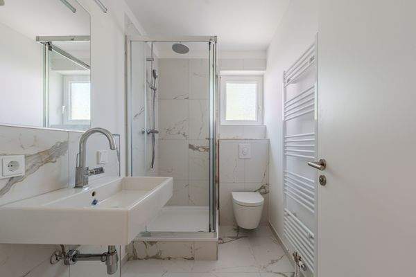 Gäste WC mit Dusche