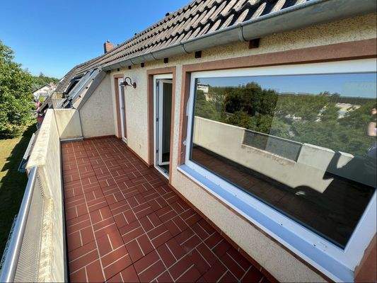 ... Zugang zum Balkon