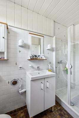 Badezimmer 1