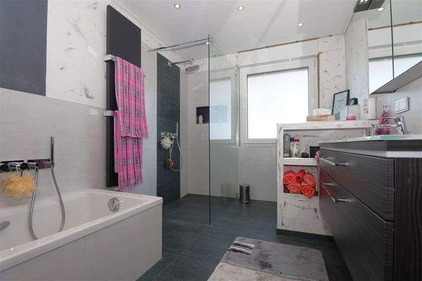 Badzimmer Erdgeschoss