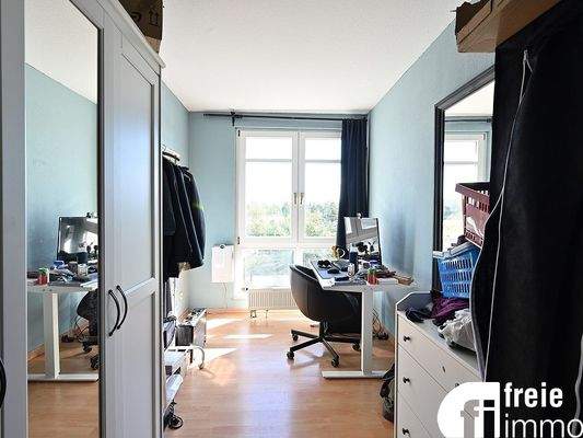 Arbeits- / Kinderzimmer