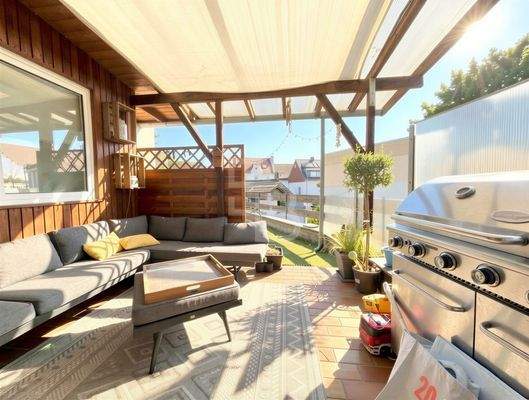 Überdachte Dachterrasse - (KI generiert)