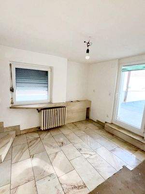 Nebenraum vor Terrasse