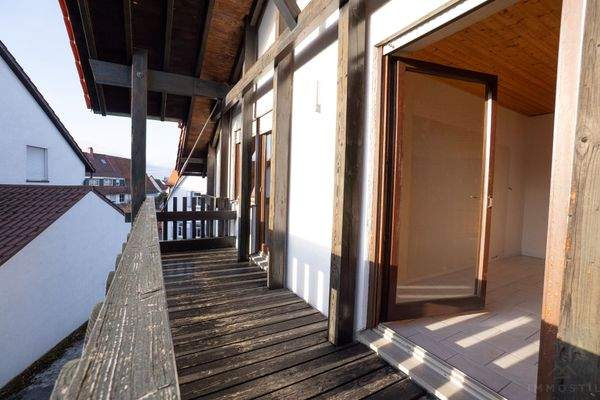 sonniger Balkon 2. OG