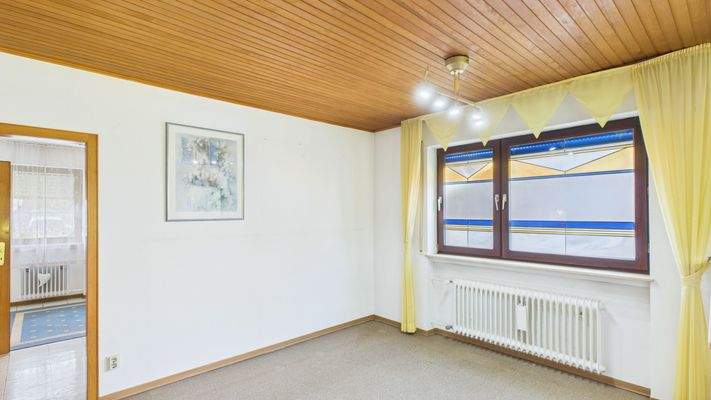 CAM03143G0-PR0189-STILL010