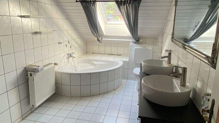 Badezimmer DG