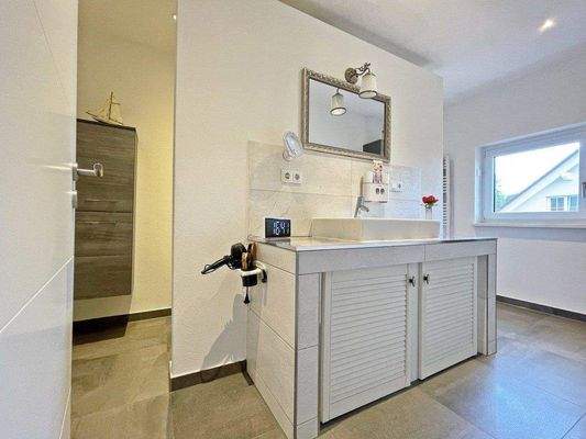 Bad Schlafzimmer OG.jpg