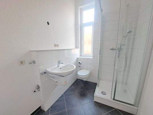 Duschbad mit Fenster