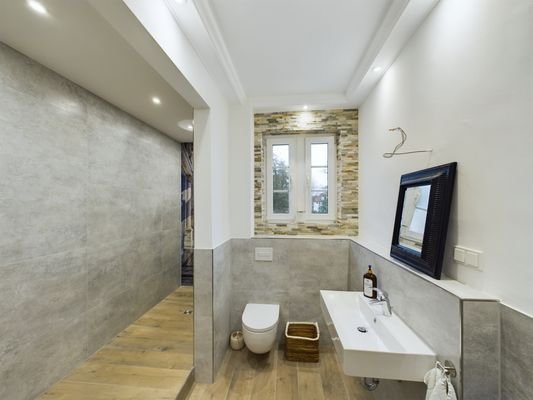 Badezimmer WE 1.OG