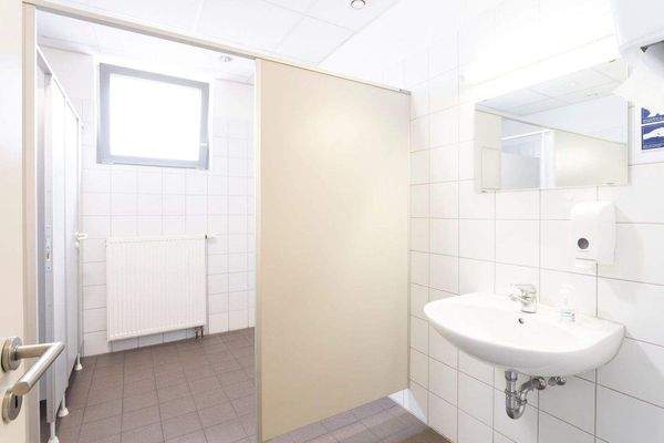 Sanitärräume 1. OG